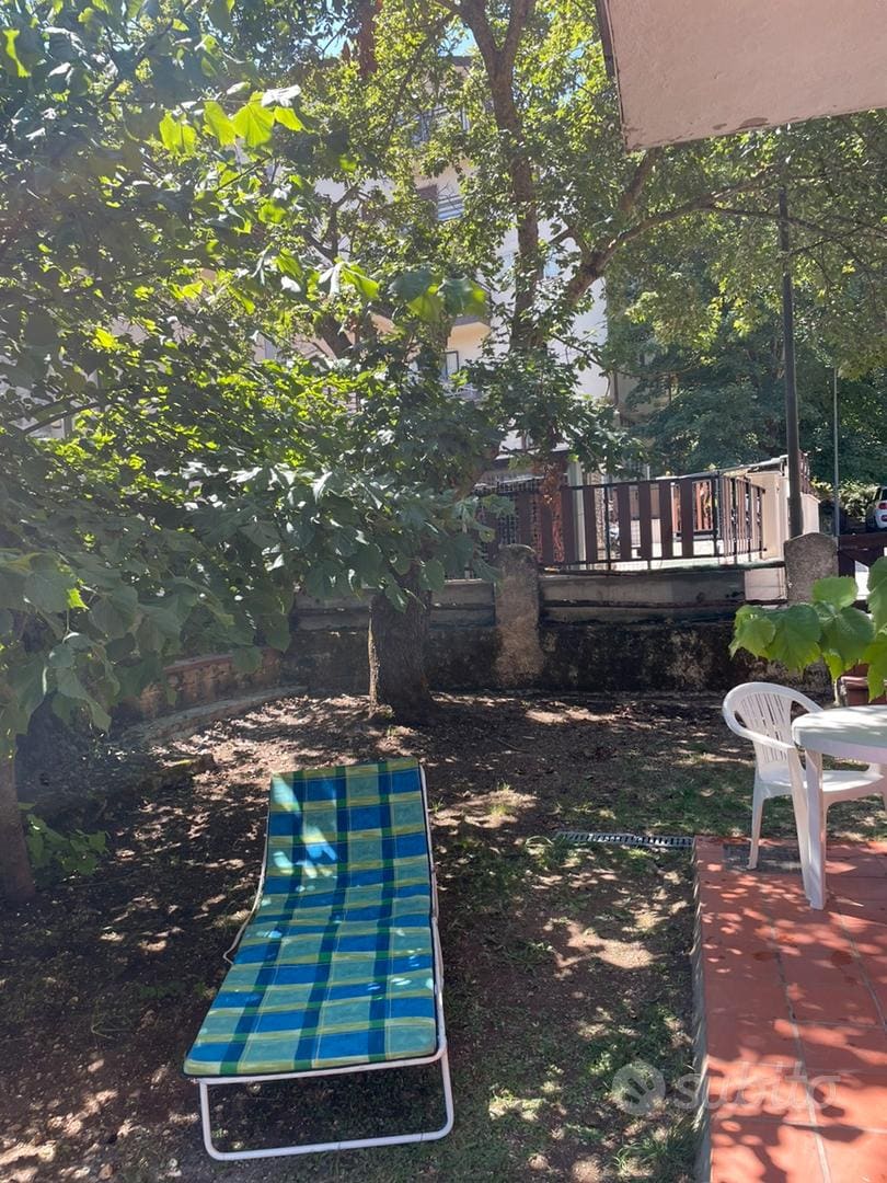 Un giardino incantato a Roccaraso centro — casa vacanze a Roccaraso, Abruzzo — foto 3 di 6